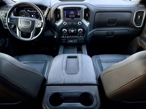 Used 2020 GMC Sierra 3500 Denali w/ Denali Ultimate Package image 21