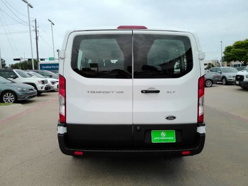 Used 2025 Ford Transit 350 XLT RWD image 12