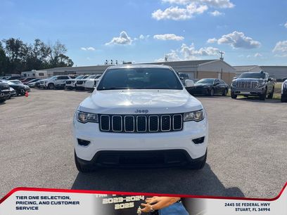 Used 2017 Jeep Grand Cherokee Laredo w/ Quick Order Package 2BE