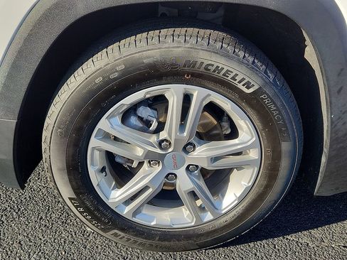 Certified 2022 GMC Terrain SLE image 8