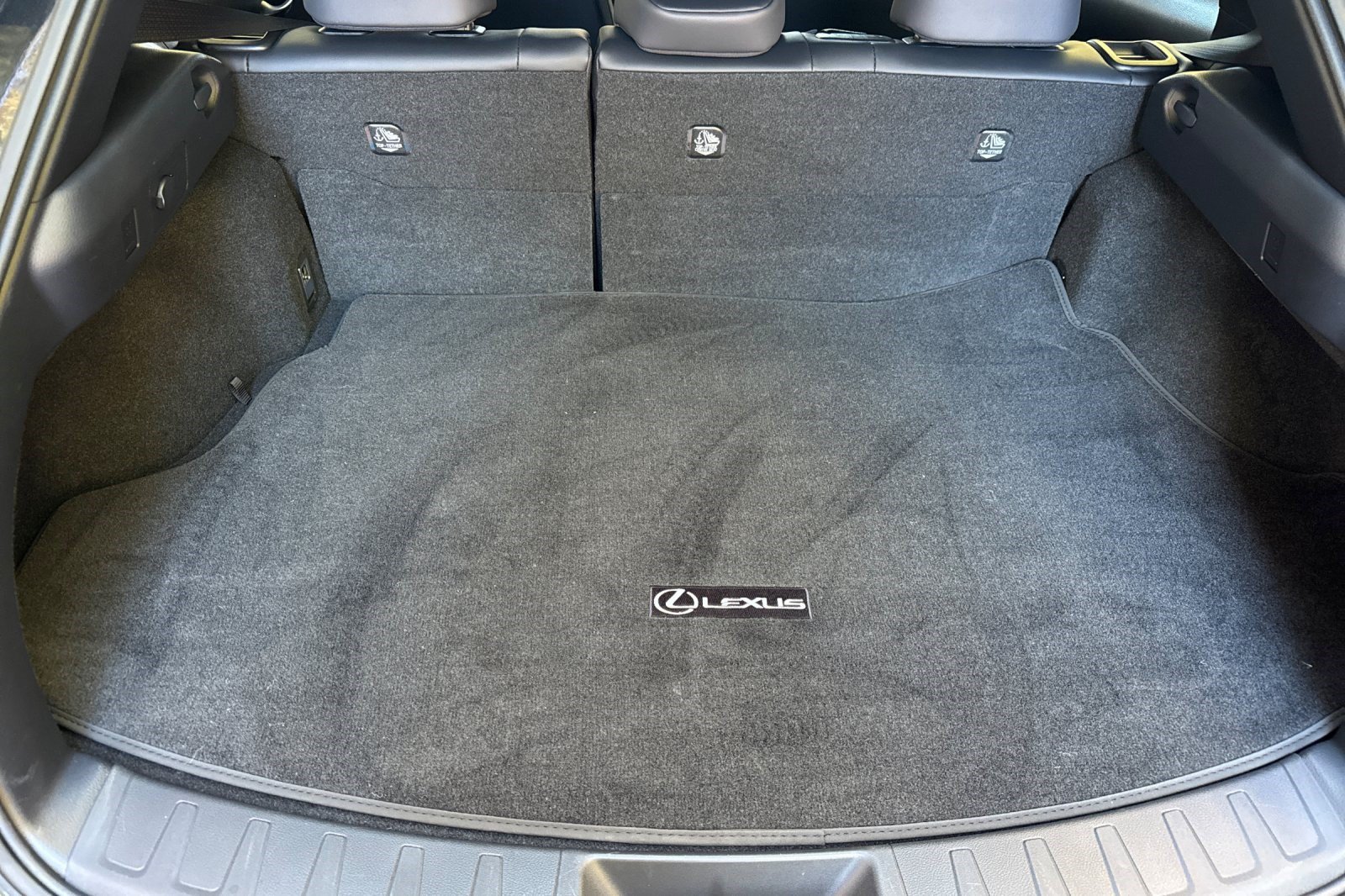 Certified 2025 Lexus UX 300h FWD w/ Accessory Package (Z2) image 26