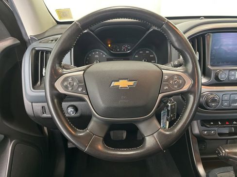 Used 2020 Chevrolet Colorado Z71 AWD/4WD image 5