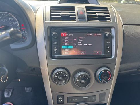Used 2013 Toyota Corolla S FWD image 14