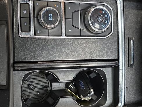 Used 2022 Ford Expedition Max Limited image 24