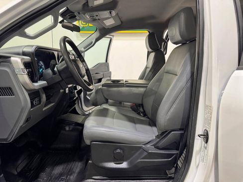 Used 2023 Ford F450 XL image 12