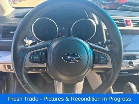 Used 2017 Subaru Outback 2.5i Premium AWD/4WD image 12