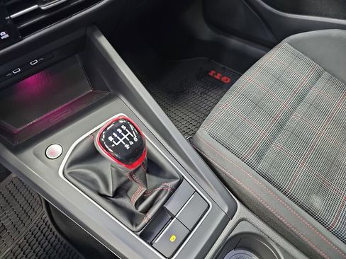 Used 2022 Volkswagen GTI SE FWD image 24