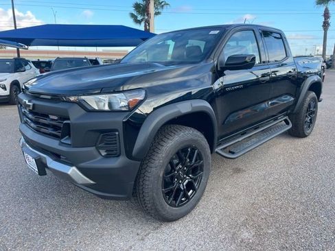 New 2026 Chevrolet Colorado Trail Boss AWD/4WD image 3