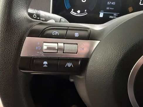 Used 2025 Hyundai Sonata SEL FWD image 15
