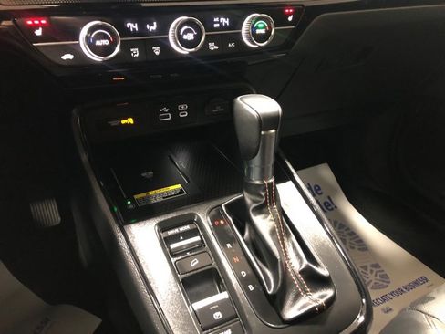 Used 2024 Honda CR-V Sport Touring image 31