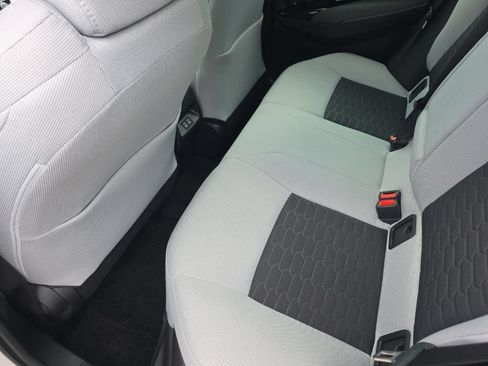 Used 2024 Toyota Corolla SE FWD image 11