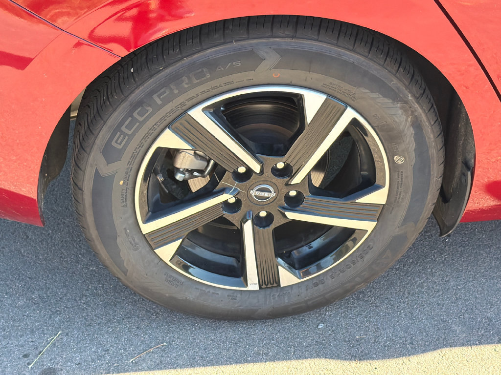 Used 2024 Nissan Sentra SV FWD image 17