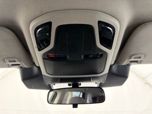 Used 2023 Subaru Outback Premium image 39