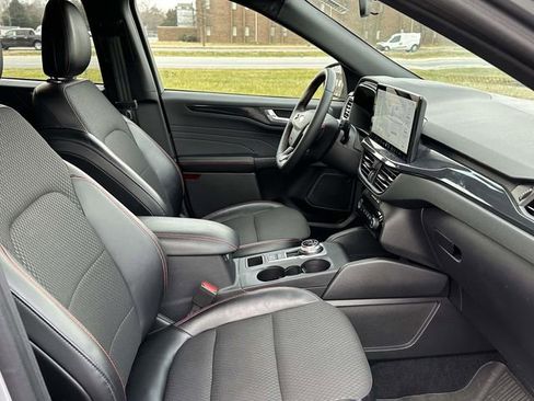 Used 2023 Ford Escape ST-Line w/ Tech Pack #1 image 10