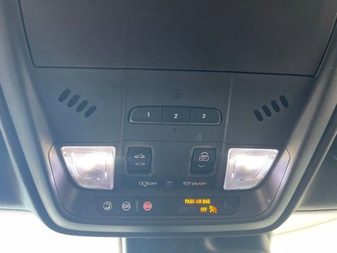 Used 2020 Cadillac XT4 Premium Luxury AWD/4WD image 44