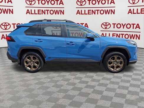 Used 2023 Toyota RAV4 AWD Hybrid image 10