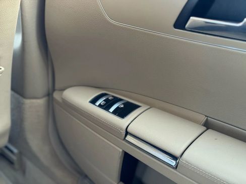 Used 2012 Mercedes-Benz S 550 S 550 4MATIC Sedan 4D image 21