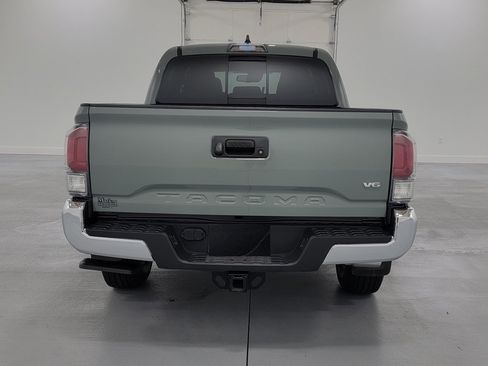 Certified 2023 Toyota Tacoma TRD Off-Road AWD/4WD image 8