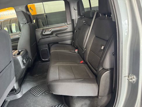 Used 2024 Chevrolet Silverado 2500 LT w/ Texas Edition image 11