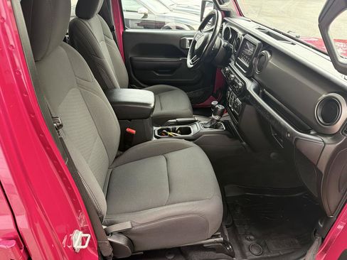 Used 2022 Jeep Wrangler Unlimited Sport AWD/4WD image 10