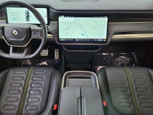 Used 2024 Rivian R1T Adventure image 20