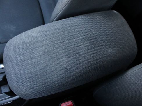 Used 2022 Toyota Corolla LE FWD image 42