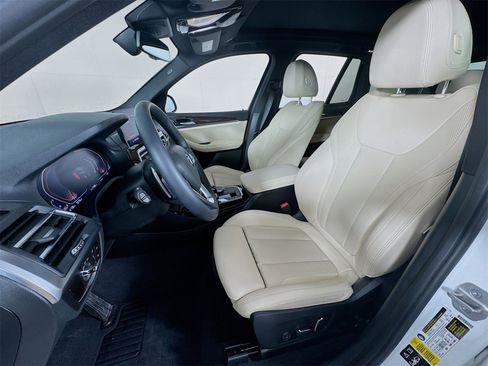 Used 2024 BMW X3 xDrive30i w/ Premium Package w/ZPA image 12