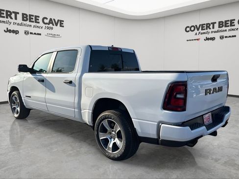 New 2026 RAM 1500 Express image 6