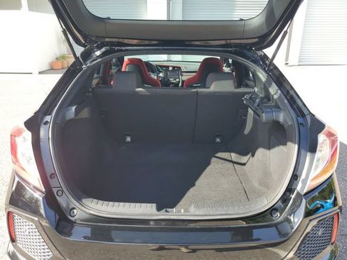Used 2018 Honda Civic Type R image 9