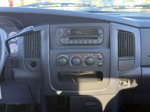 Used 2005 Dodge Ram 1500 Truck SLT w/ Quad Cab Big Horn Value Group image 19