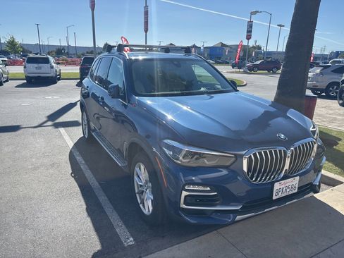Used 2020 BMW X5 xDrive40i w/ Premium Package image 2