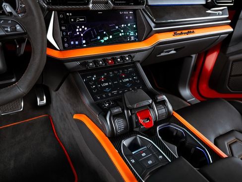 Used 2025 Lamborghini Urus SE AWD/4WD image 20