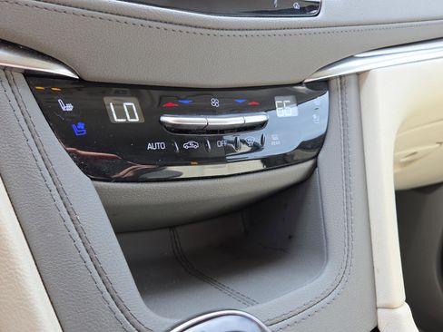 Used 2024 Cadillac XT5 Premium Luxury w/ Technology Package FWD image 23