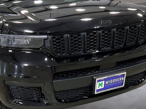 Used 2021 Jeep Grand Cherokee L Laredo AWD/4WD image 34
