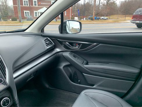 Used 2018 Subaru Impreza 2.0i Limited image 22