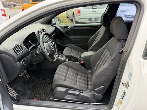 Used 2012 Volkswagen Golf 2-Door FWD image 14