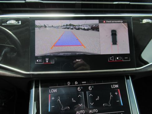 Used 2025 Audi Q7 3.0T Premium Plus AWD/4WD image 29