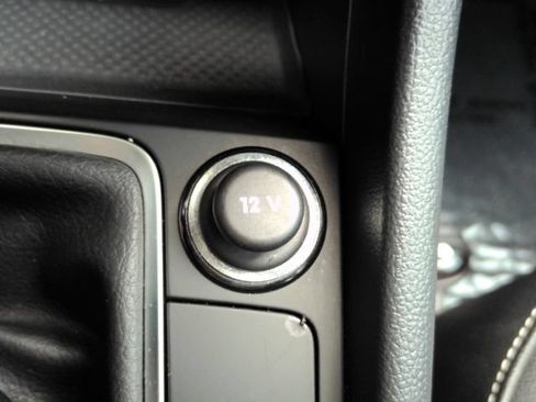 Used 2022 Volkswagen Jetta SEL FWD image 50