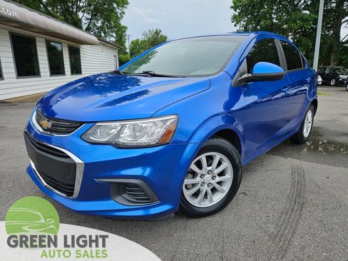 Used 2019 Chevrolet Sonic LT FWD image 1