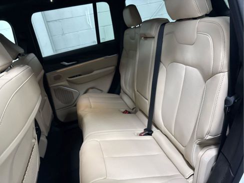 New 2026 Jeep Grand Cherokee Limited AWD/4WD image 27