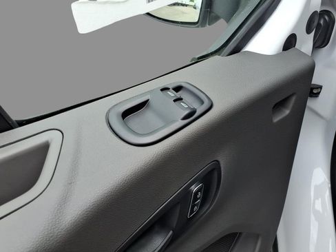 New 2026 Ford Transit 250 148 Medium Roof RWD image 13