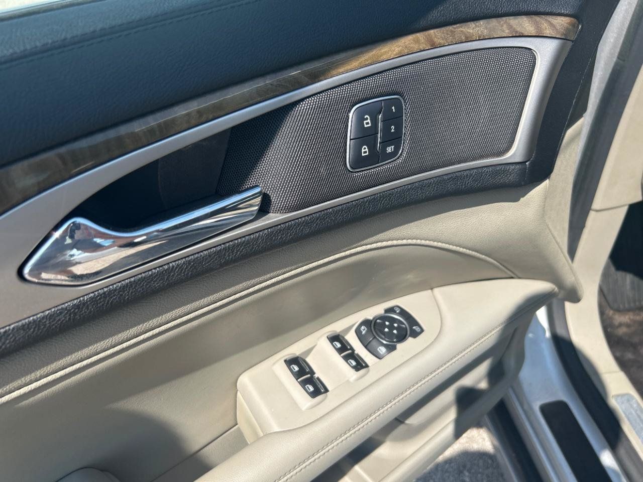 Used 2017 Lincoln MKZ Reserve w/ Climate Package AWD/4WD image 12