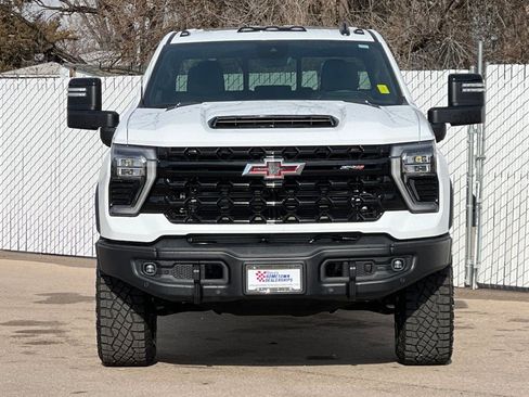 New 2026 Chevrolet Silverado 2500 ZR2 w/ ZR2 Bison Edition image 6