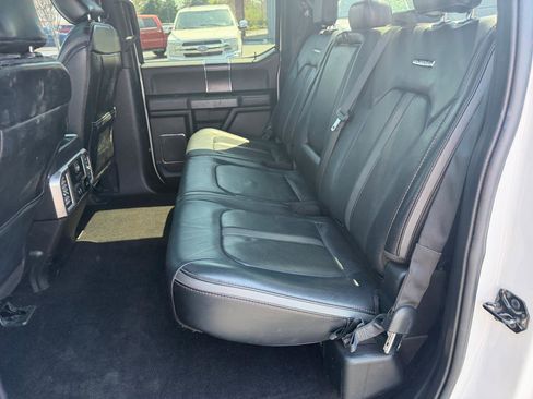 Used 2019 Ford F150 Platinum w/ Equipment Group 701A Luxury image 7