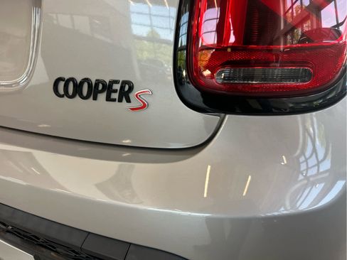 Used 2023 MINI Cooper S FWD image 7