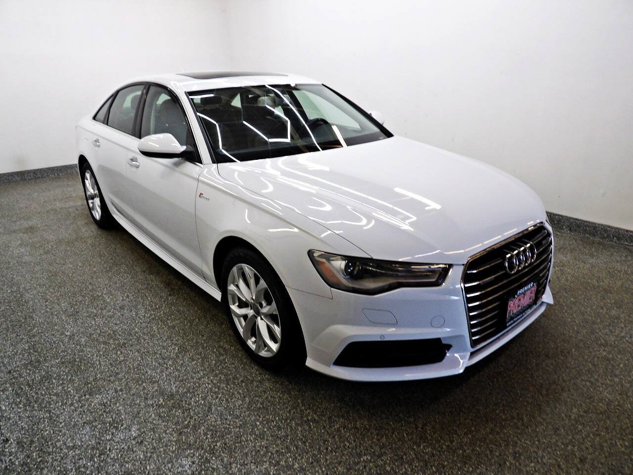 Used 2017 Audi A6 3.0T Premium Plus w/ Cold Weather Package AWD/4WD image 3