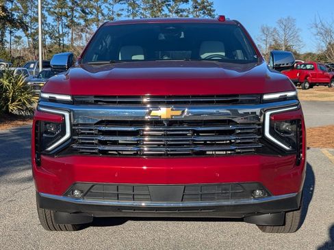 New 2025 Chevrolet Suburban Premier image 10