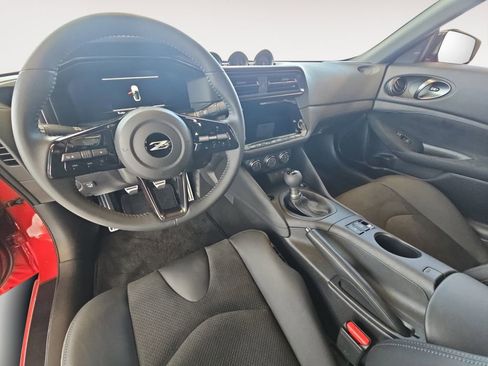 New 2025 Nissan Z Performance w/ Floor Mat Package image 11