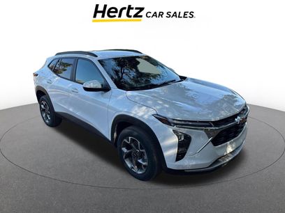 Used 2025 Chevrolet Trax LT