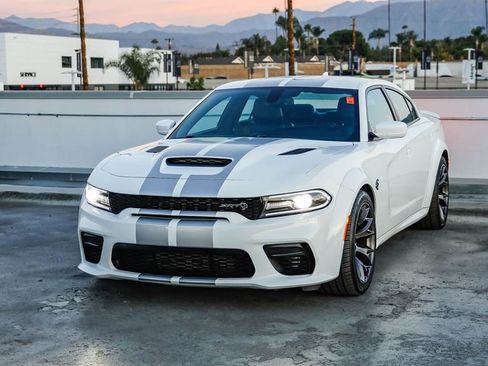 Used 2021 Dodge Charger SRT Hellcat image 4